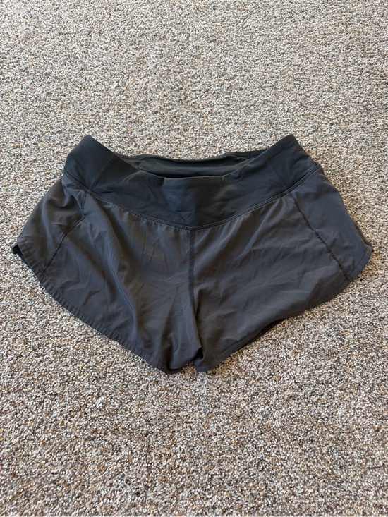 lululemon athletica Pants - Lululemon Run Speed Short Ruffle Black W7186S 2011 2.5" Running Shorts
